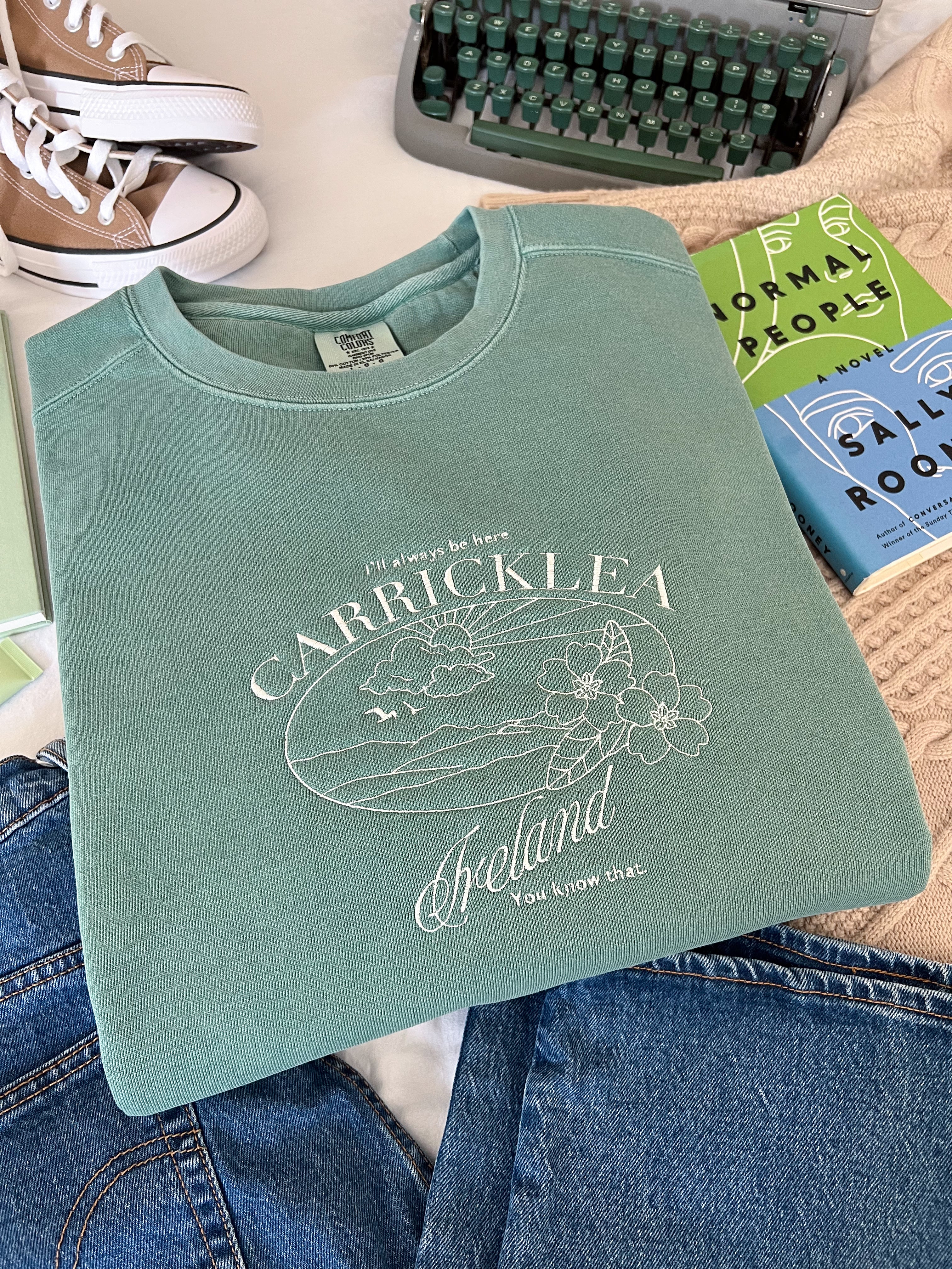 Carricklea Ireland Embroidered Crewneck
