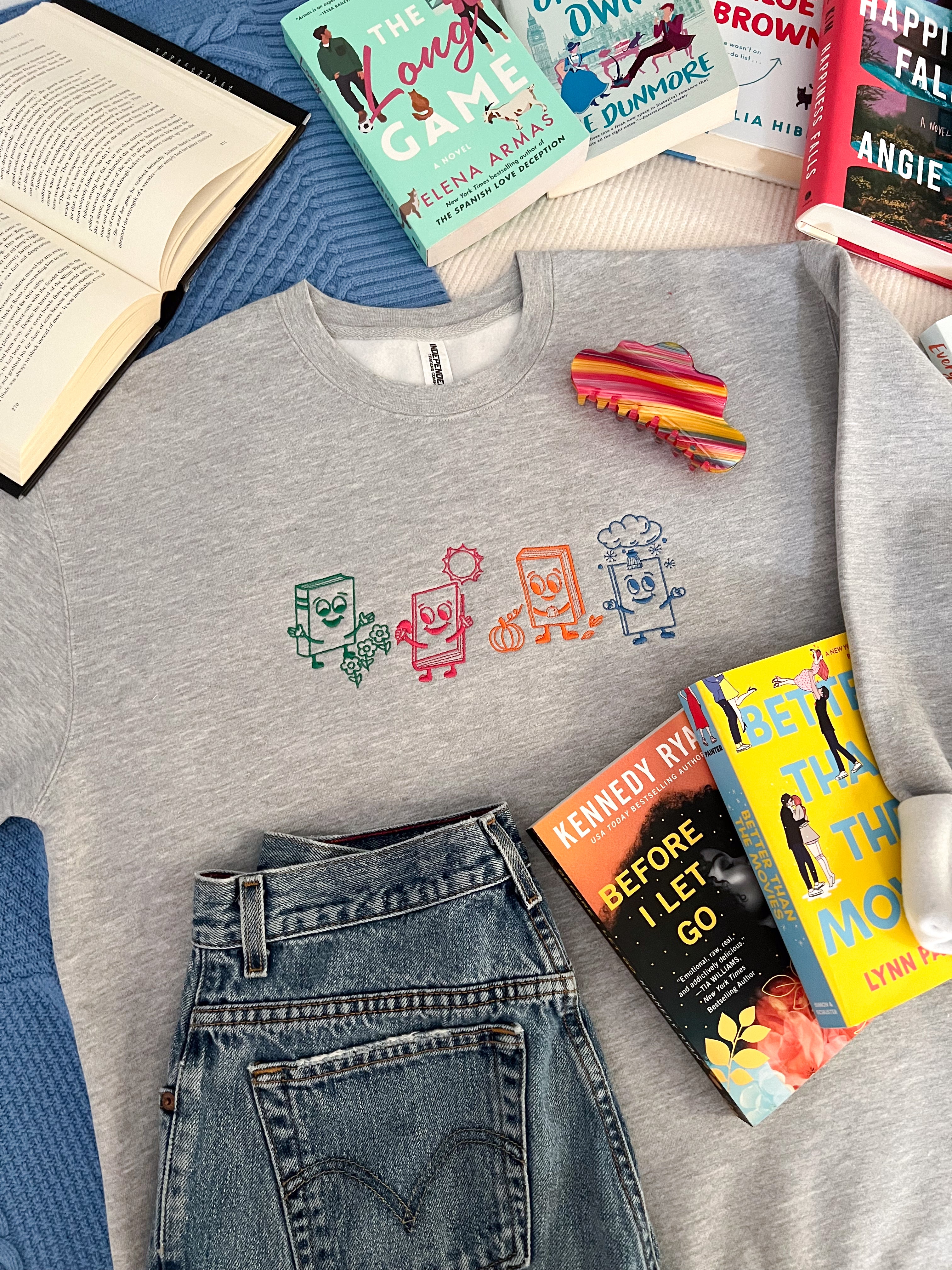 Season's Readings Embroidered Crewneck