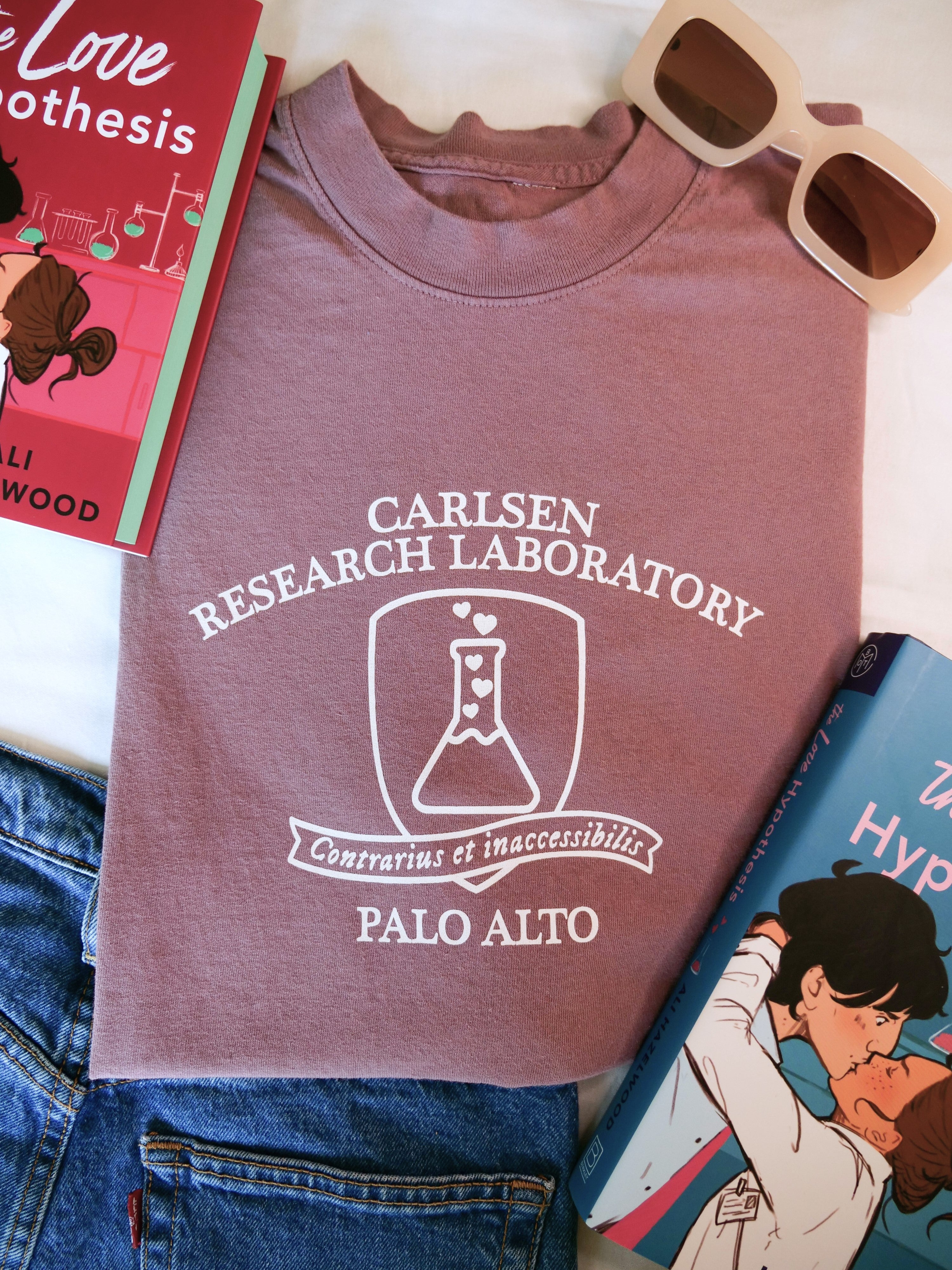 Carlsen Research Laboratory T-Shirt (The Love Hypothesis)