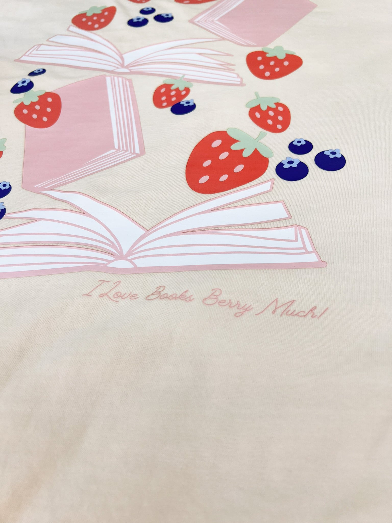 I Love Books Berry/Beary Much T-Shirt