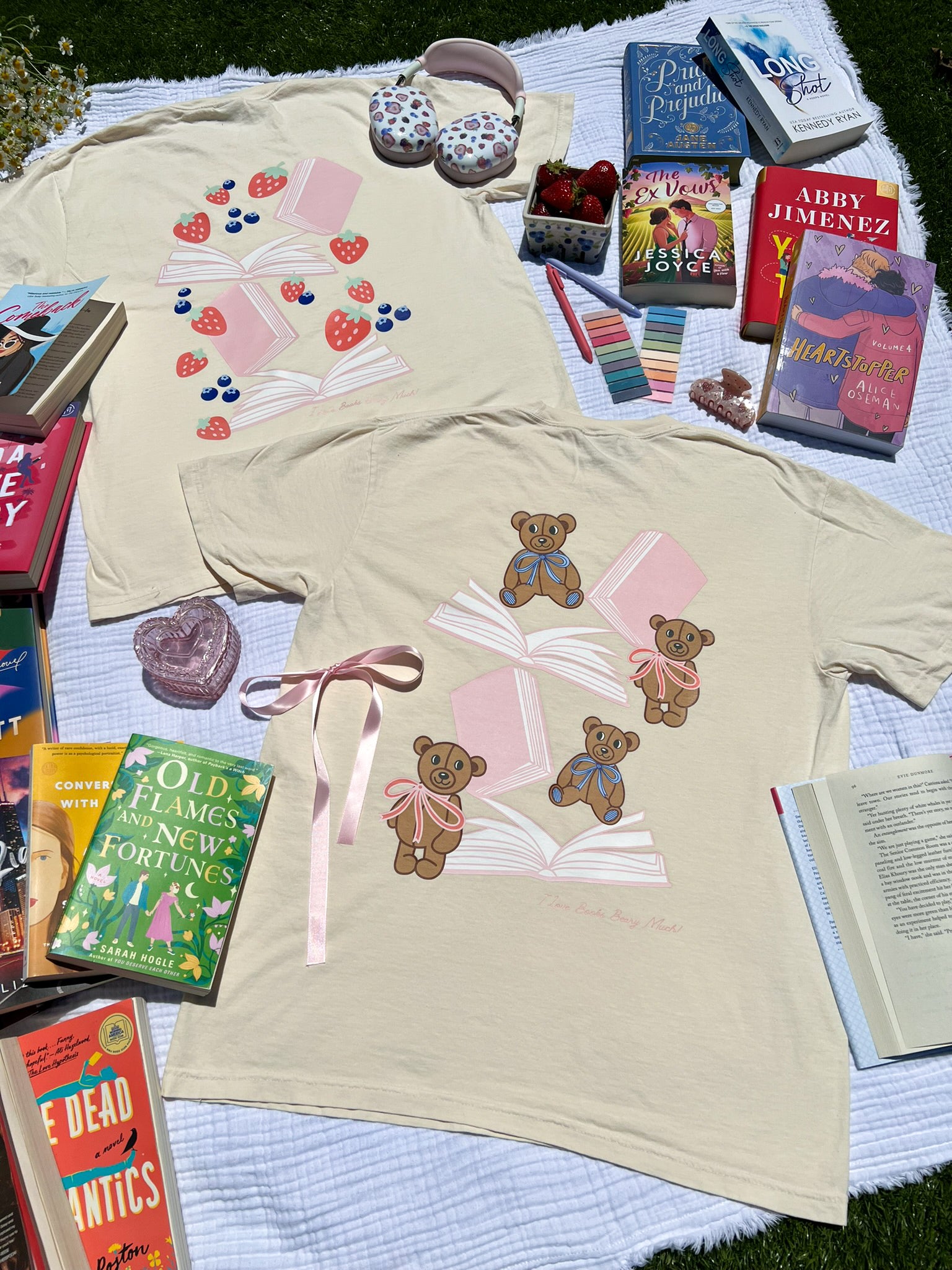 I Love Books Berry/Beary Much T-Shirt