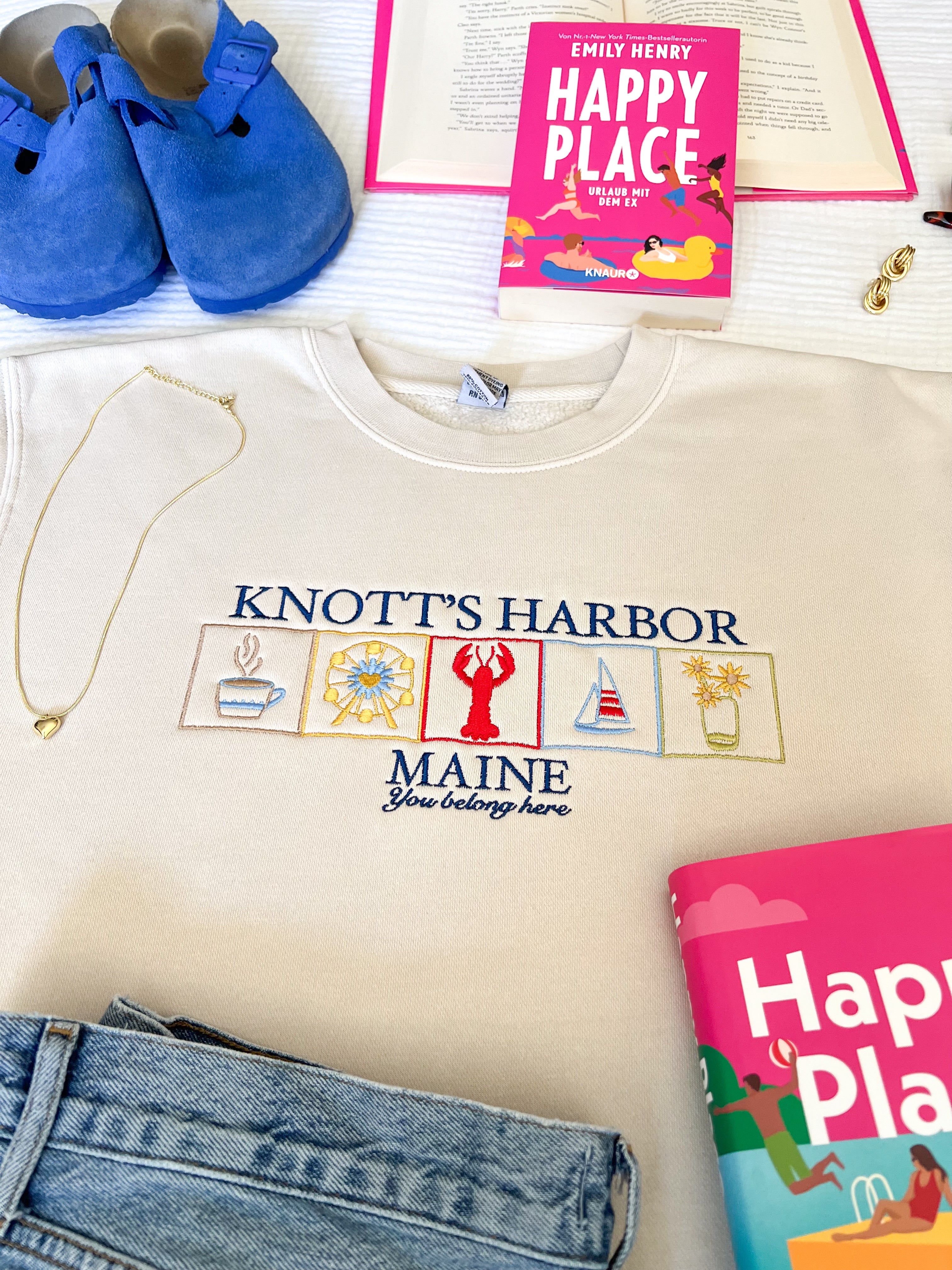 Knott's Harbor Embroidered Crewneck